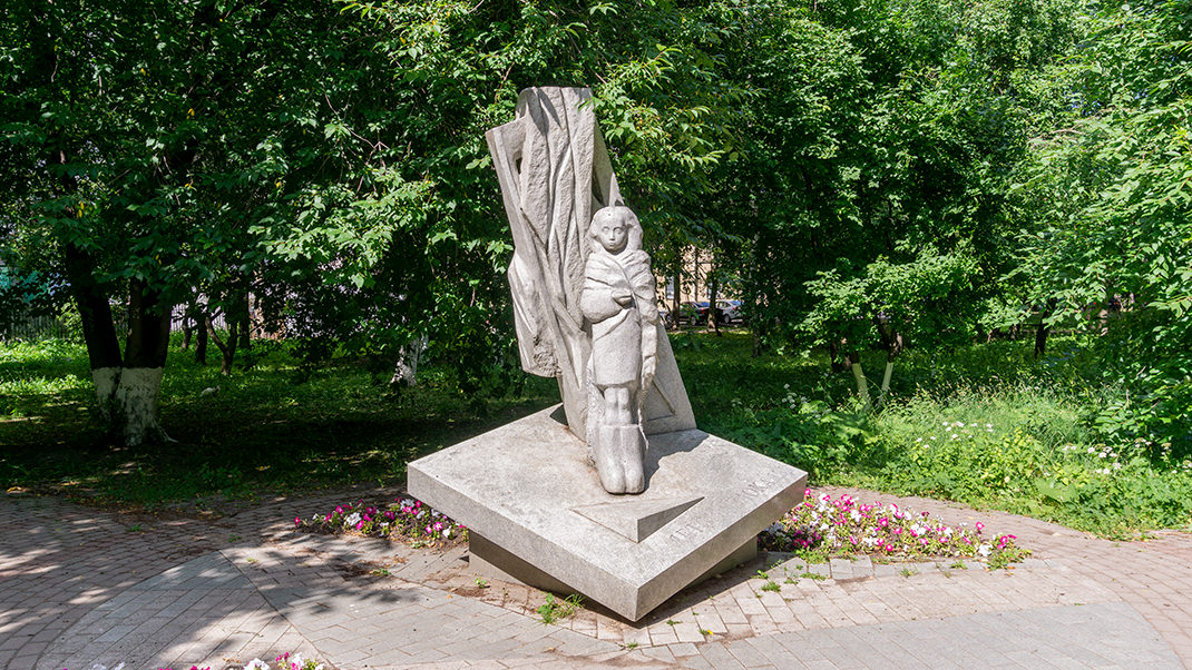 Памятник «Детям блокадного Ленинграда»