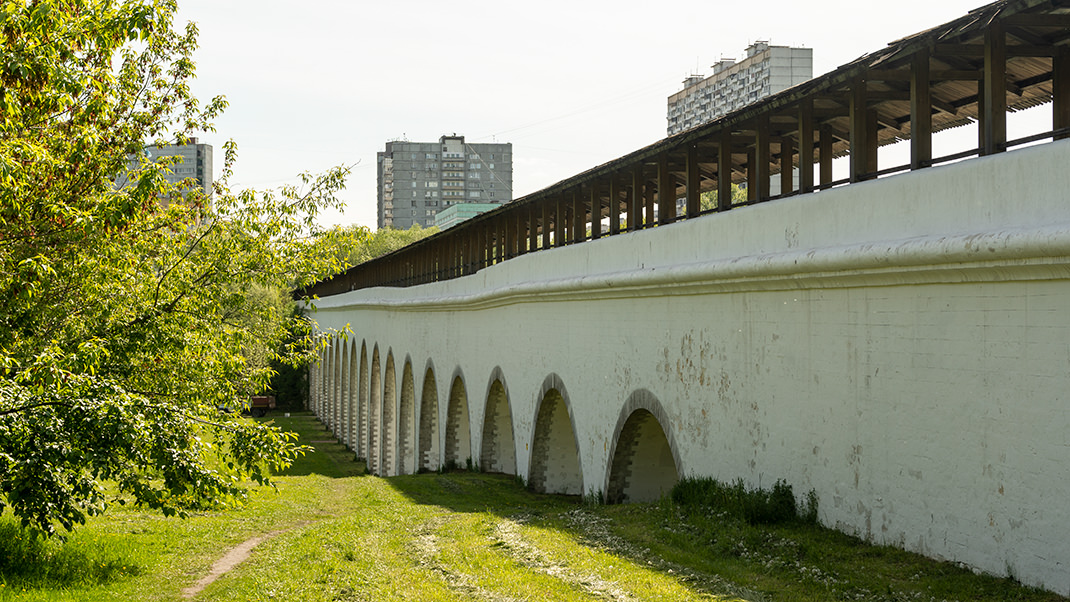 Rostokino Aqueduct in Moscow