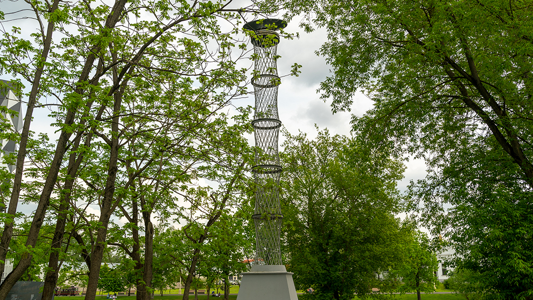 El Lissitzky's Tower Column