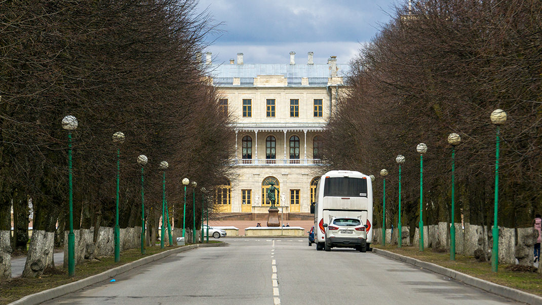 Большой Гатчинский дворец. Вид от Балтийского вокзала