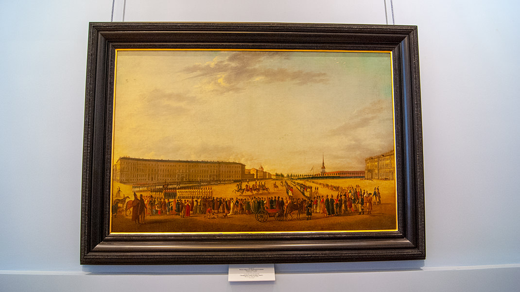 На картинах почти двухсотлетней давности можно узнать известные Петербургские места — Дворцовую площадь и здание адмиралтейства