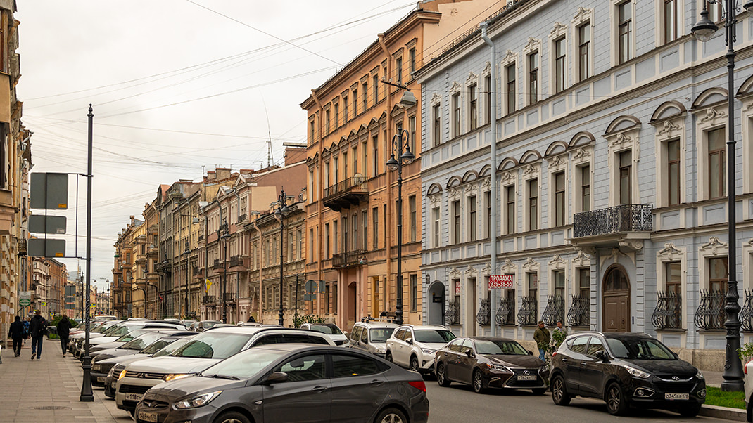 Моховая улица в Санкт-Петербурге