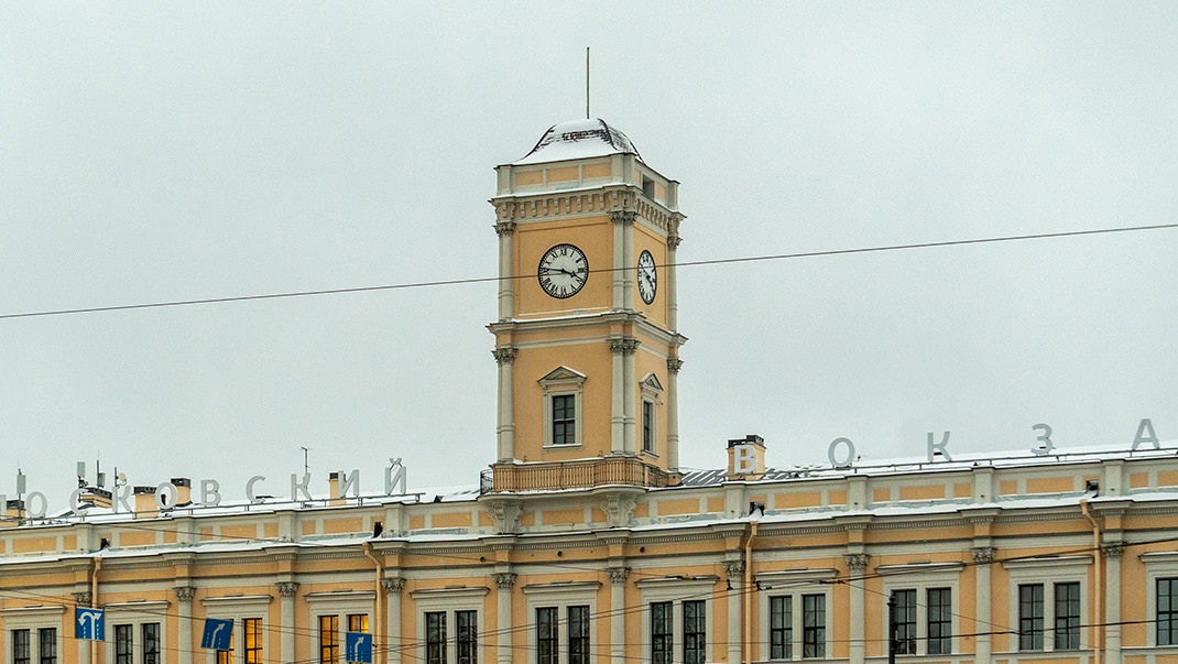 Башня здания вокзала