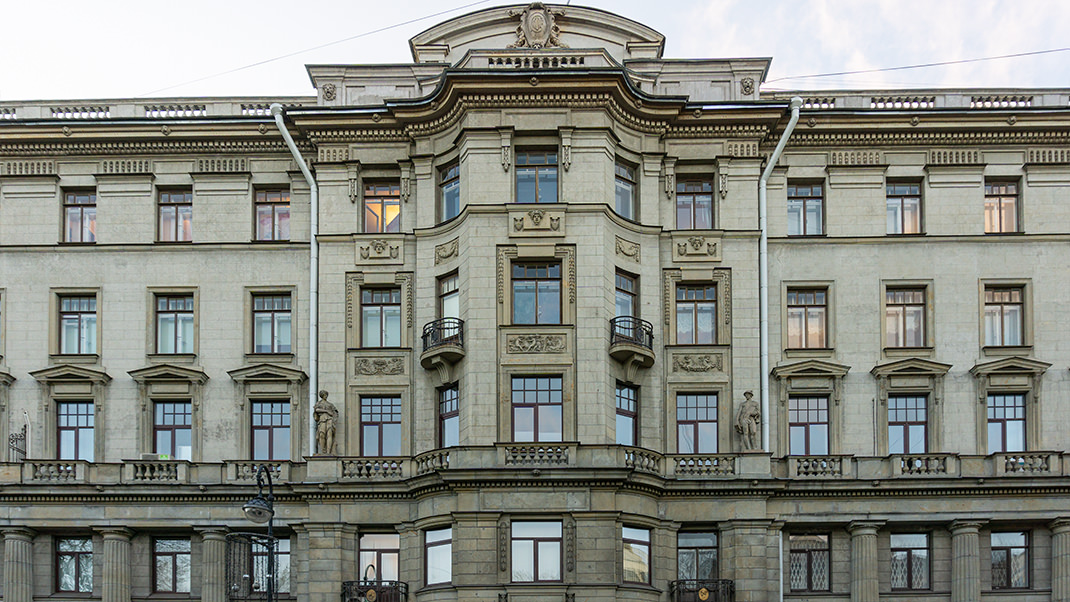 Дом трёх Бенуа в Санкт-Петербурге