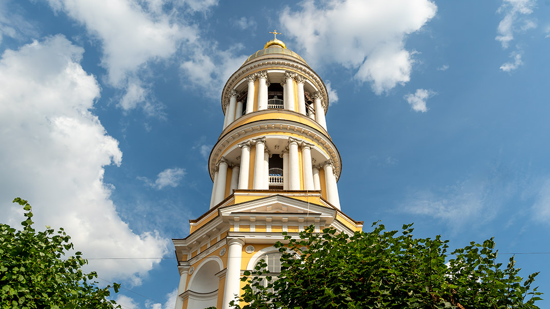 Колокольня Владимирского собора в Санкт-Петербурге