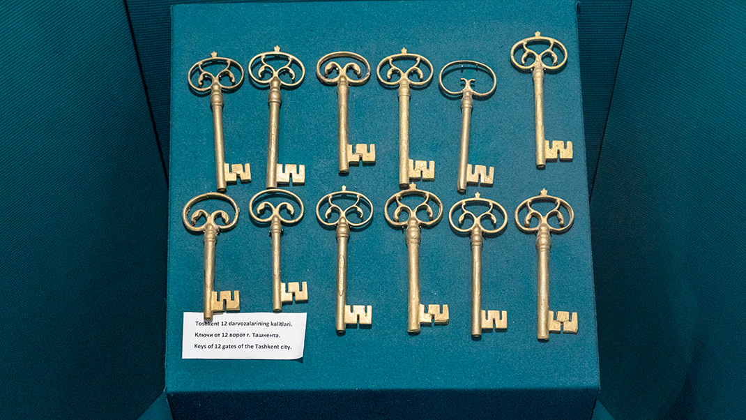Keys to the gates of Tashkent