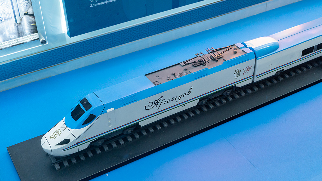 Model of the high-speed train Afrosiyob